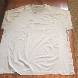 Men’s XL lululemon shirt